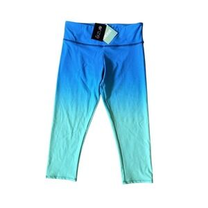 NWT Onzie Ombré Graphic Mermaid Scale Capri Leggings Blue Turquoise Size M/L